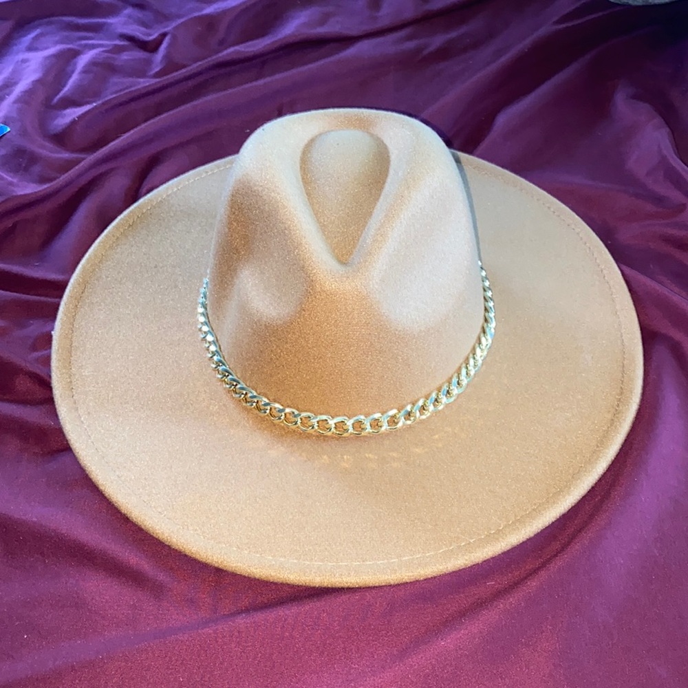 Tan with gold chain women’s hat